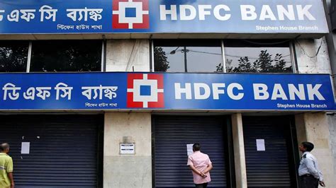 Hdfc Bank Board Approves Re Appointment Of Renu Karnad As Director