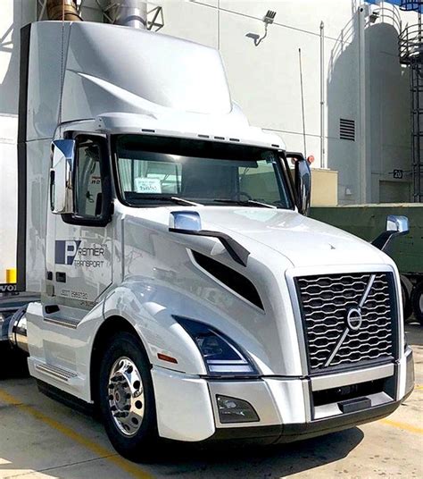 Volvo Trucks North America Volvotrucksna On Twitter Volvo Trucks