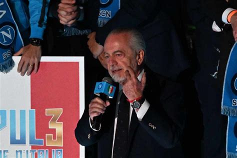 Napoli Altra Rivoluzione Estiva La Provocazione Di De Laurentiis