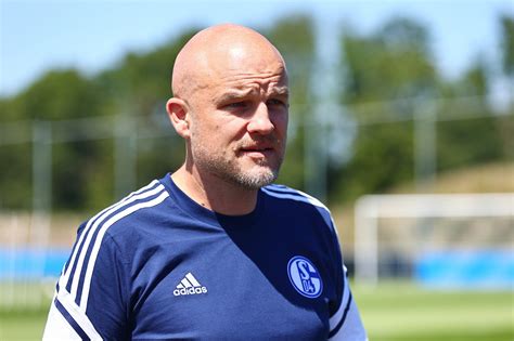 So viel Ablöse bekommt Schalke 04 für Rouven Schröder Fussball