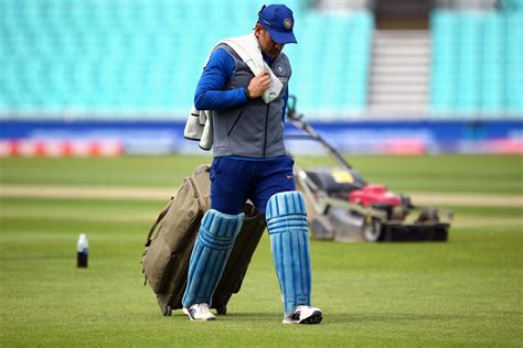 Dhoni Announces Retirement From International Cricket Rediff Cricket