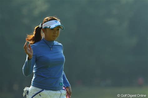 画像詳細 Lpgaツアーチャンピオンシップリコーカップ2日目／佐伯三貴 「かき回したい」上田が単独首位に浮上！ 【2009年 Lpgaツアーチャンピオンシップリコーカップ】｜gdo ゴルフ