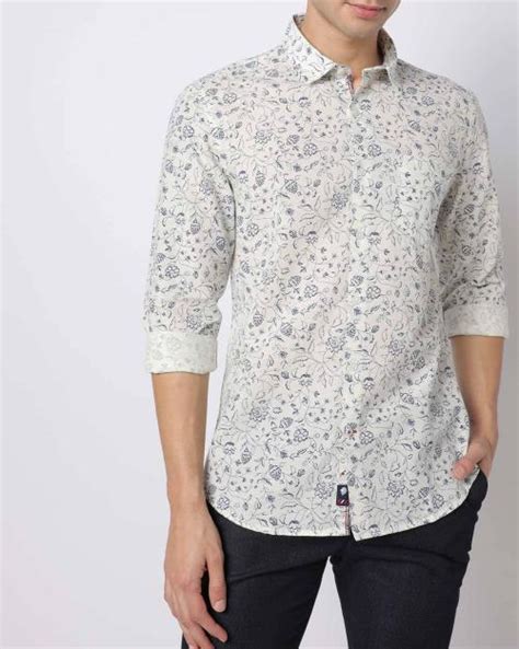 Buy Floral Print Slim Fit Shirt With Patch Pocket Online At Best Prices In India Jiomart