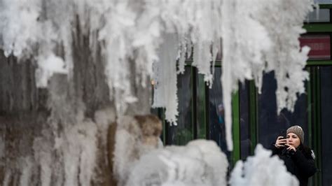 Blizzard warnings in effect in New York City - NBC News