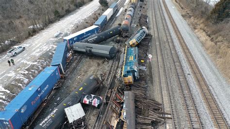 Several Train Cars Derail Near Csx Railyard In Indiana