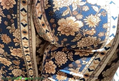 Tight Buttocks Sexy Girl Jiggle Ass Creepshot Candid Teens