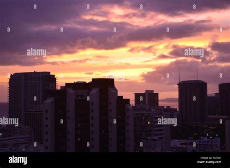 Honolulu, Hawaii, Skyline Sunset Stock Photo - Alamy