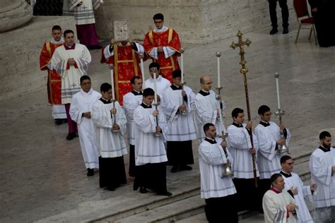 Funeral Do Papa Francis Em St Peters Basilica No Vaticano Celebra A