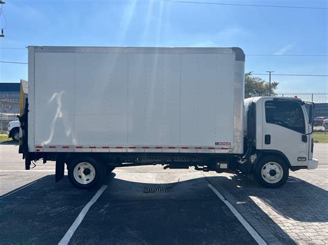 pickup truck with liftgate 10