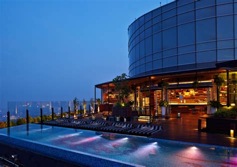 Skye Bar Restaurant