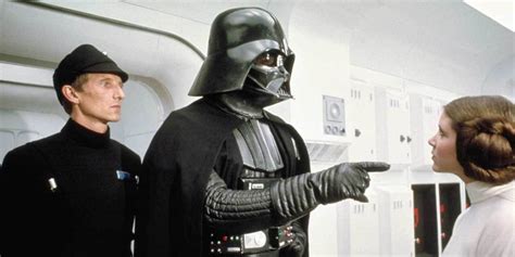 Star Wars: 10 Coolest Darth Vader Scenes