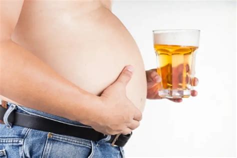 Top 12 Hidden Side Effects Of Drinking Beer