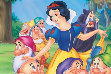 Resumo da História Branca de Neve e os Sete Anões Escritora de Sucesso