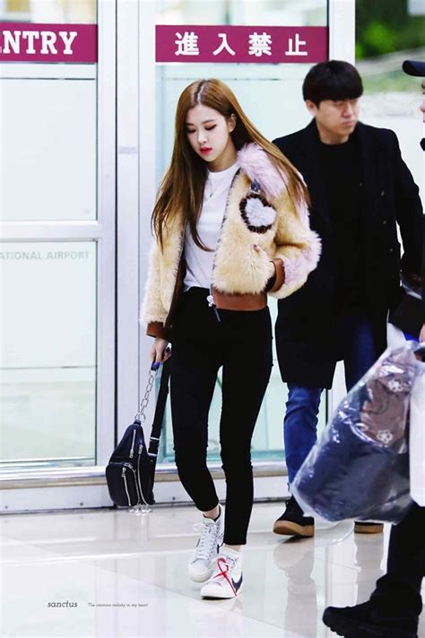 Blackpink Rose Airport Fashion - Official Korean Fashion