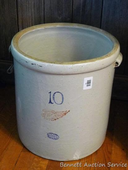 10 Gallon Red Wing Stoneware Crock With Large Wing Crock Is In Very