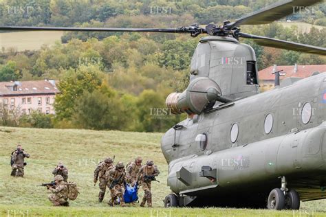 Edition Belfort Héricourt Montbéliard Des hélicoptères de combat dans