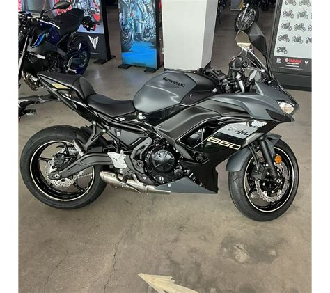 Kawasaki Ninja Abs Metallic Matte Dark Gray Metallic Spark