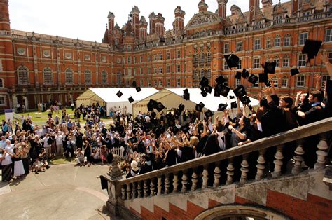 Royal Holloway University of London 介紹 LINKEDU 海外升學