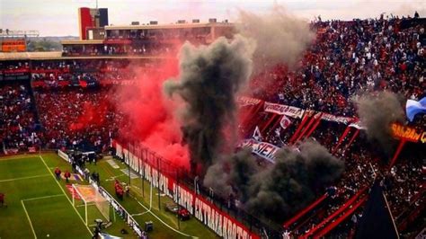 Los Hinchas De Colón Buscan Entrar A Récord Guinness Superdeportivo