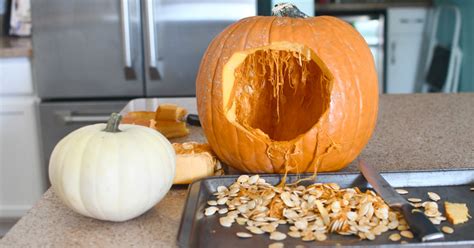 Diy Eyeball Pumpkin Cool And Spooky Pumpkin Carving Idea Hip2save