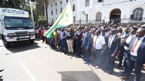 Governor Sakaja Receives And Flags Off Kemsa Commodities To Nairobi