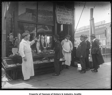 Fish market near the Seattle waterfront, ca. 1917 | Seattle waterfront ...