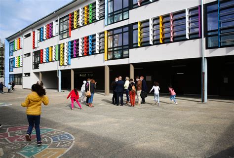 Belfort lécole élémentaire René Rucklin entièrement rénovée Le Trois