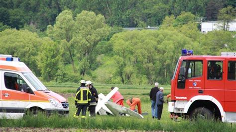 Segelflugzeug stürzt beim Start ab 35 jähriger Pilot stirbt