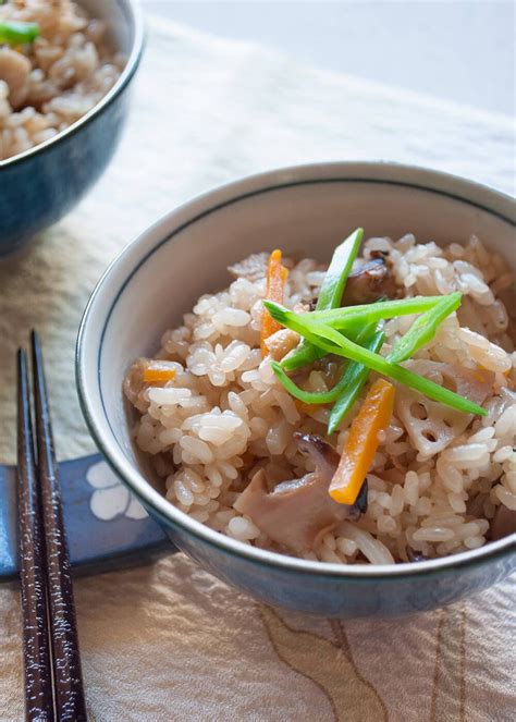 Gomoku Gohan Japanese Mixed Rice Opskrift