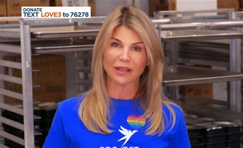 Lori Loughlin Makes First Tv Appearance Since College Admissions Scandal