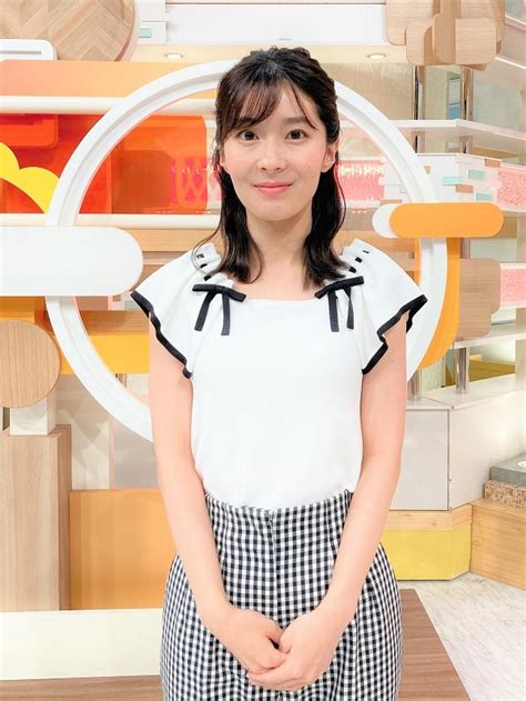 テレ朝post テレ朝新人・荒井理咲子アナ、社会人生活2カ月半で“ついやってしまうこと”「一日中働いた後、帰り道に」