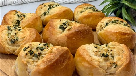 Garlic Dinner Buns Soft Fluffy Delicious Garlic Bread Rolls Recipe