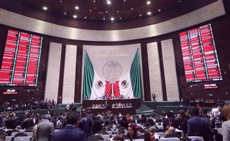 Diputados federales que busquen reelegirse podrán permanecer en el