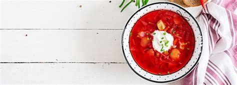 Borscht Ruso Ucraniano Tradicional Con Las Alubias Blancas En El Cuenco