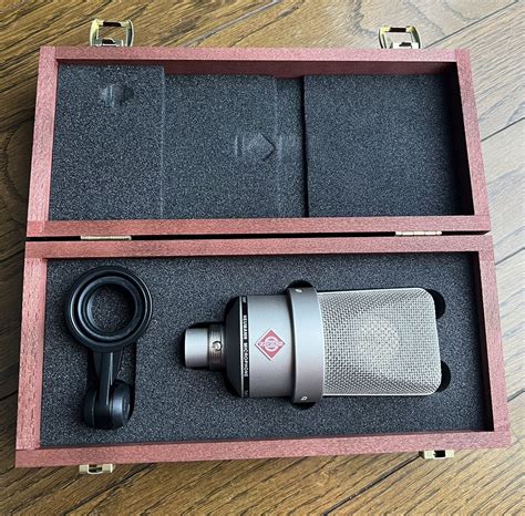 Yahoo Neumann Tlm