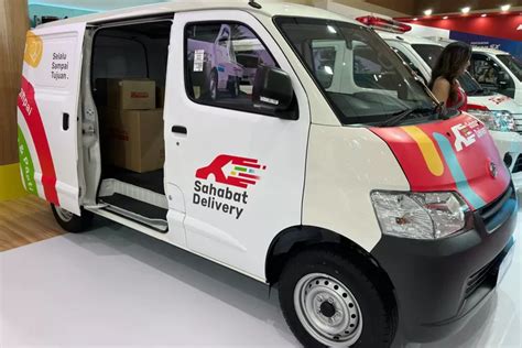 Daihatsu Gran Max Solusi Efisien Untuk Pengusaha Di Giicomvec