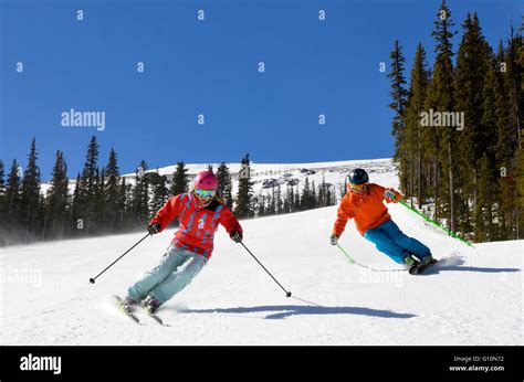 Canadian Rockies Alberta Hi Res Stock Photography And Images Alamy