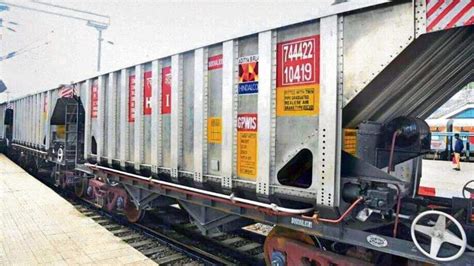 Why Freight Trains Are Switching To Aluminium Wagons Today News