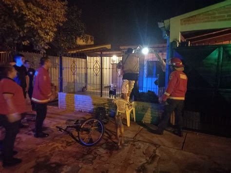 Intentó Robar En Una Casa Y Quedó Enganchado En La Reja