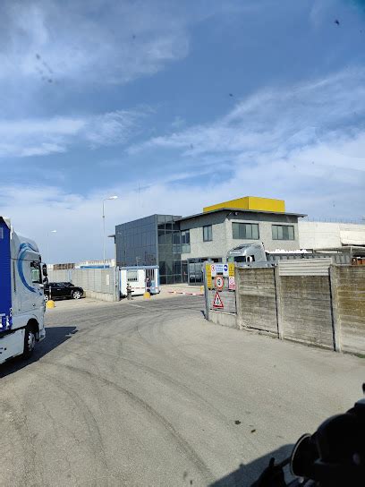 Porto Di Pesaro Molo Di Levante Calata Caio Duilio Pesaro