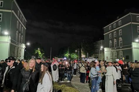 Juwenalia 2023 Tak wyglądał 4 Szczeciński Bieg Nocny Setki studentów