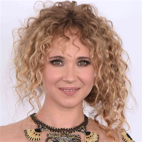 40 Stunning Ways to Rock Curly Hair with Bangs