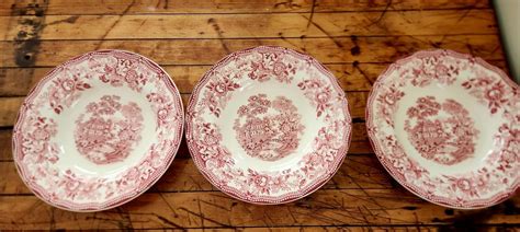 3 Royal Staffordshire Clarice Cliff TONQUIN Red Pink 8 Soup Bowls EBay