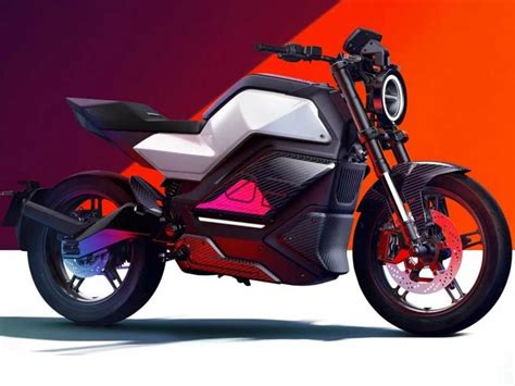 Niu Un Scooter à Trois Roues Et Une Moto électriques Sinvitent à La Fête