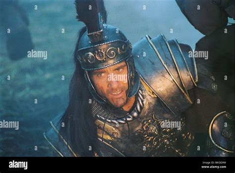 KING ARTHUR 2004 CLIVE OWEN Stock Photo Alamy