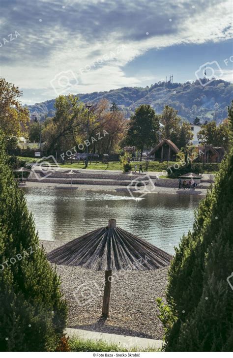 Panonska Jezera Preuzmite Fotografiju Foto Baza