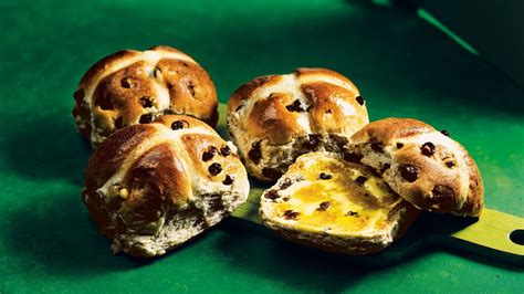 The Ultimate Hot Cross Bun Selection Tesco S Easter Range Range