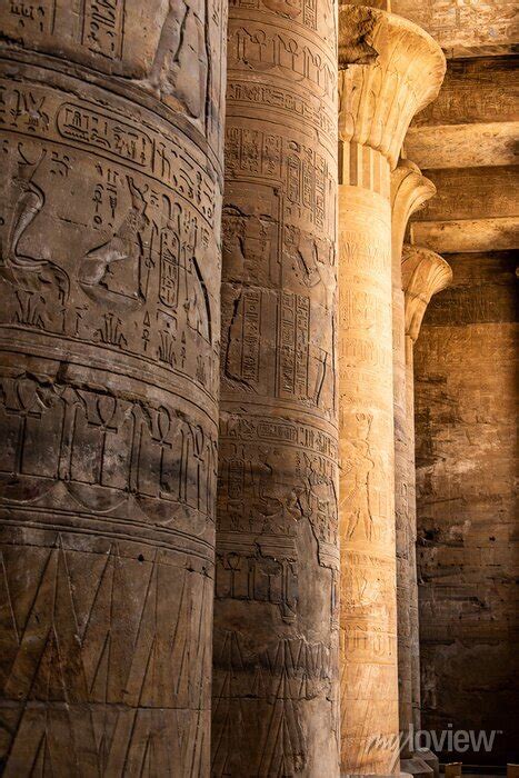 Ancient Egyptian Architecture Ruins Hieroglyphs And Columns Pinturas