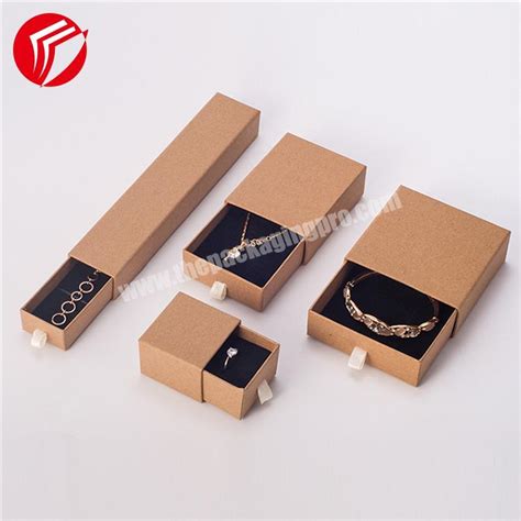 Factory Manufacturing Customized Cardboard White Paper Cosmetic Box