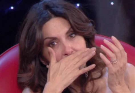 Sabrina Ferilli In Lacrime Tu Si Que Vales Si Fa Ca I